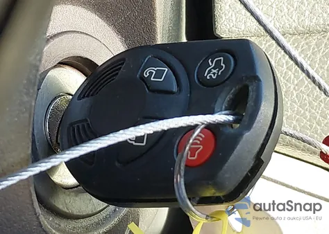 2011 Ford Fusion Se z USA, uszkodzony, nr VIN 3FAHP0HA4BR243623